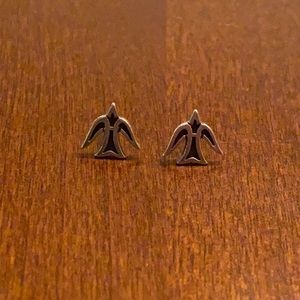 Retired James Avery Descending Dove Earrings